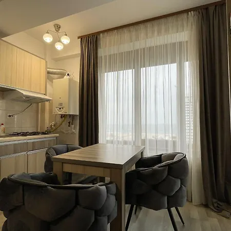 Nuar Summerland Comfort 2br Near Nuba Fratelli Max 6 Guests *