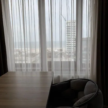 Nuar Summerland Comfort 2br Near Nuba Fratelli Max 6 Guests Apartment *